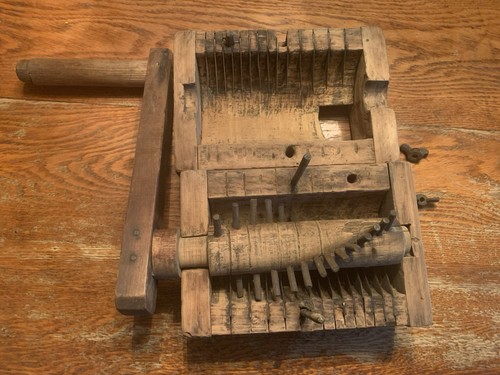Antique primitive 1800s - antique, wood