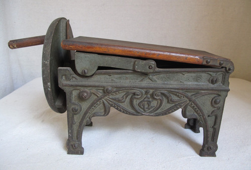 Antique teck ornate - 1,