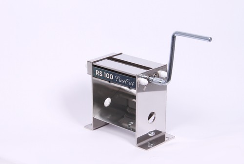 Hand machine for tobacco