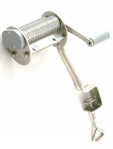 Hand machine for - , cutting