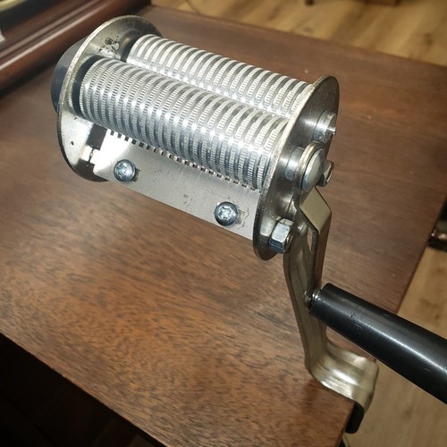 Tobacco shredder wide - , cut