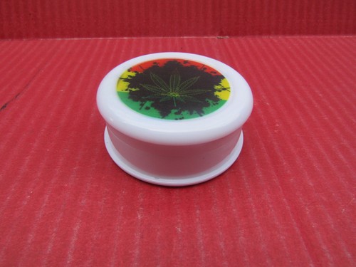 Herb grinder shredder - grinder,